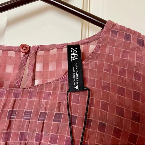 ZARA Balloon Sleeve Blouse in Dusty Pink - Picture 3 of 8